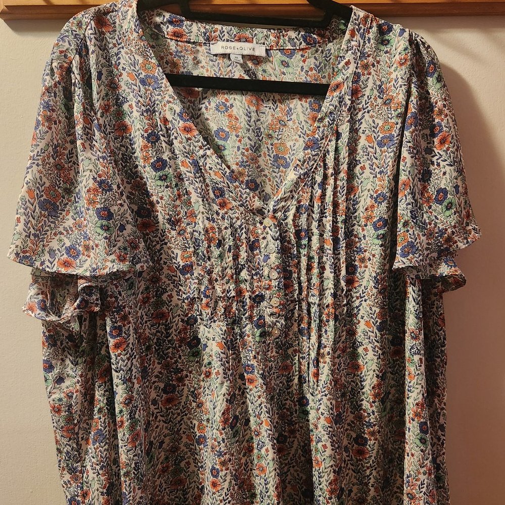 Rose + Olive 3X Floral Blouse